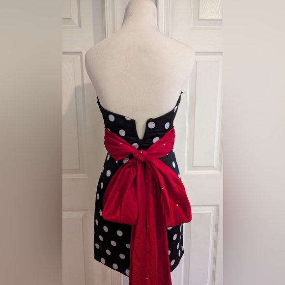 Sherri Hill cocktail size 0 black and white polka dot with custom red bow - Picture 3 of 4